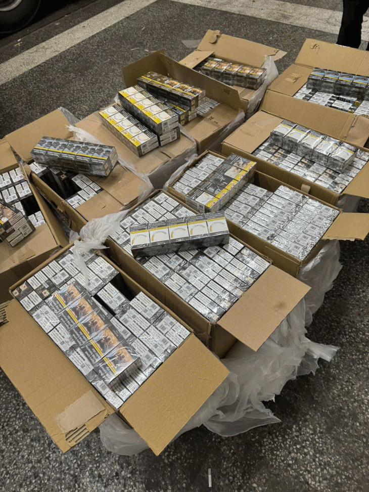 100 000 къса контрабандни цигари откриха митническите служители на МП Капитан Андреево