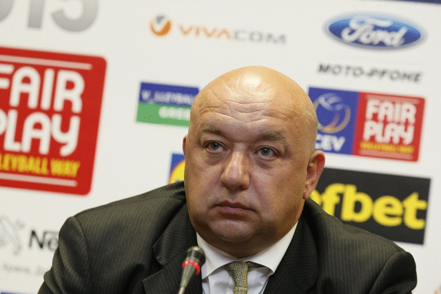 Красен Кралев: Изграждаме нова лекоатлетическа писта и футболен терен за 2 млн. лева в Спортна база Белмекен