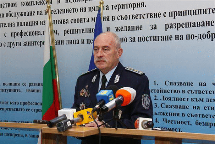Служители на Главна дирекция „Охранителна полиция” проведоха операция за контрол на търговията с пиротехнически изделия