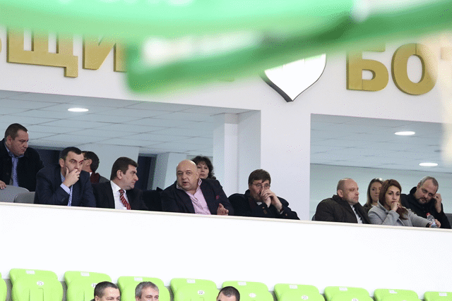 Министър Кралев присъства на баскетболния мач Лукойл Академик - Антверп Джайънтс