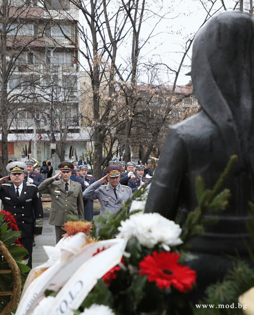 Военномедицинска академия чества 131 години от своето създаване Военномедицинска академия чества 131 години от своето създаване