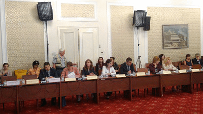 Зам.-министър Димитрова: Институциите трябва да полагат усилия за предотвратяване на отчуждението между родители и деца