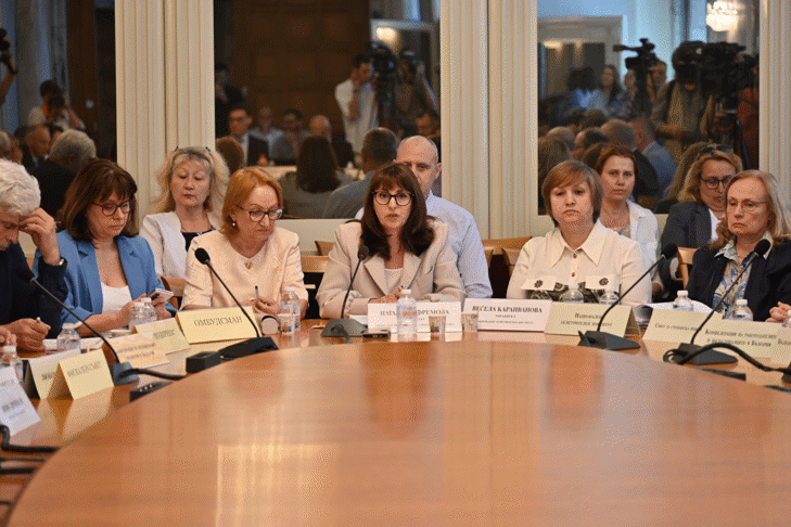 Министър Ефремова: Проектът На Бюджета На Доо За 2026 Г. Гарантира Социалните Права На Хората