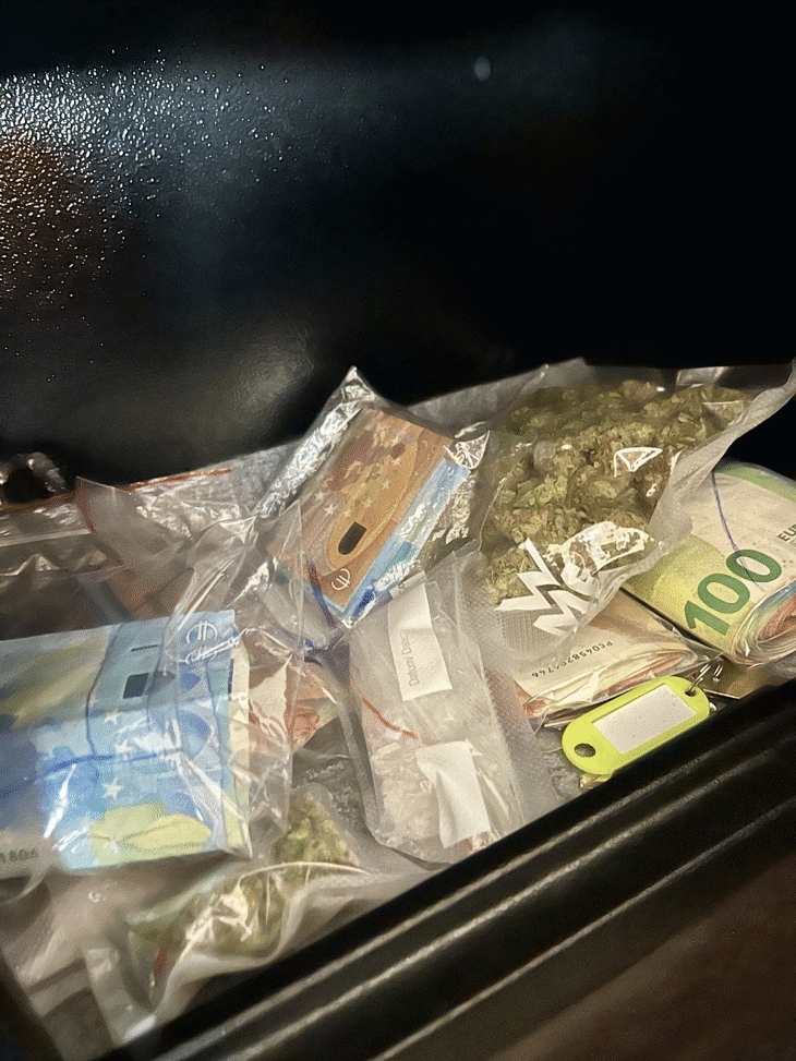 7 задържани в столичния квартал „Дружба“ при съвместна акция на ГДНП и ГДБОП срещу разпространението на наркотици
