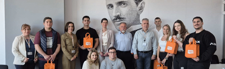 Електрохолд предоставя 7 стипендии на студенти по програмата M.O.V.E.