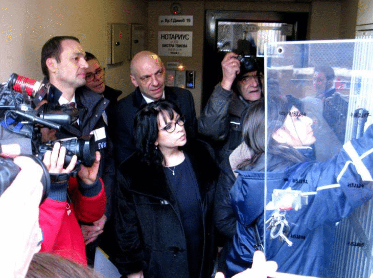 Министър Петкова: Всички аварии в страната бяха отстранени за по-малко от 72 часа