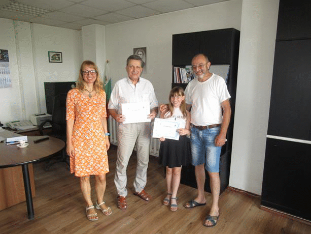 10-годишно момиче намери портмоне с пари и документи и го предаде в ОДМВР – Русе