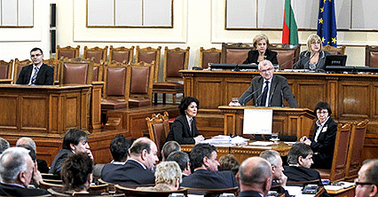 Парламентът прие Закона за държавния бюджет на Република България за 2013 г.
