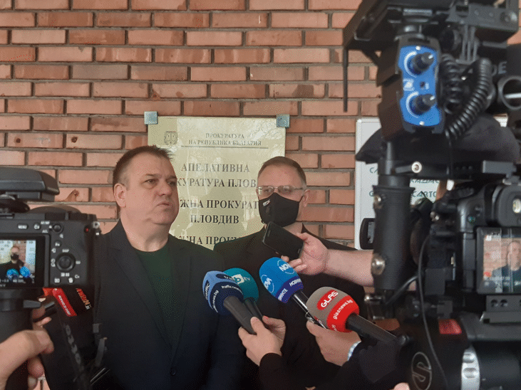 27-годишен мъж е задържан за палеж на леки автомобили по досъдебно производство на Районна прокуратура – Пловдив