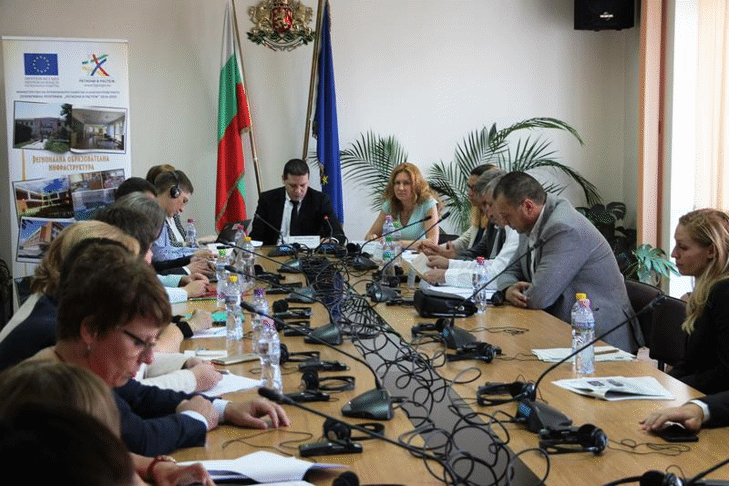 Зам.-министър Деница Николова: Залагаме повече средства за развитие на регионите в новия програмен период до 2027 г.