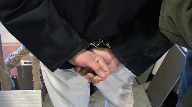 По искане на Окръжна прокуратура – Сливен съдът задържа под стража Турхан М., държал високорискови наркотични вещества с цел да ги разпространи