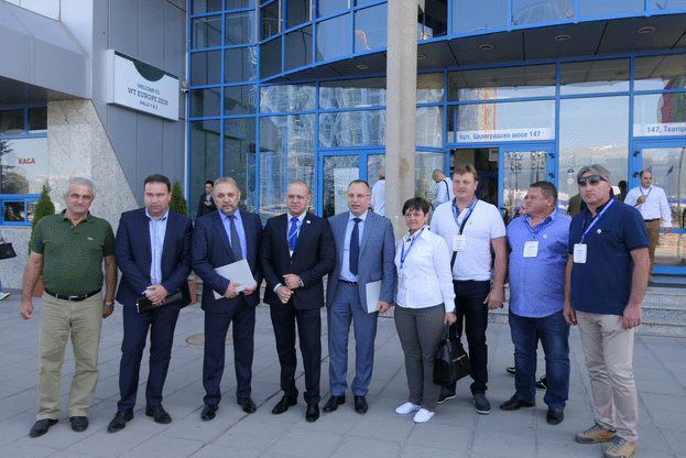 Министър Порожанов: България е единствената страна в ЕС, в която се отглеждат 4 сортови групи тютюн