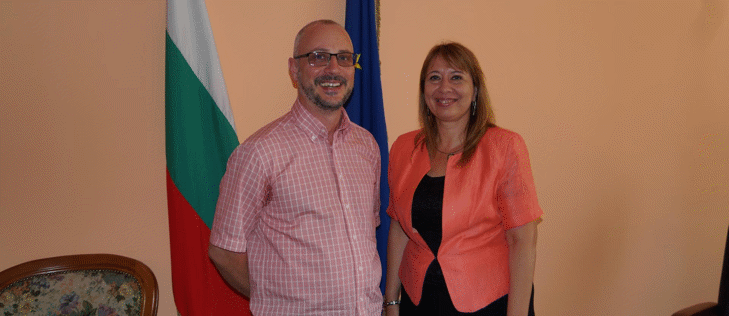 Председателят на ДАЗД проведе среща с психолога Младен Владимиров