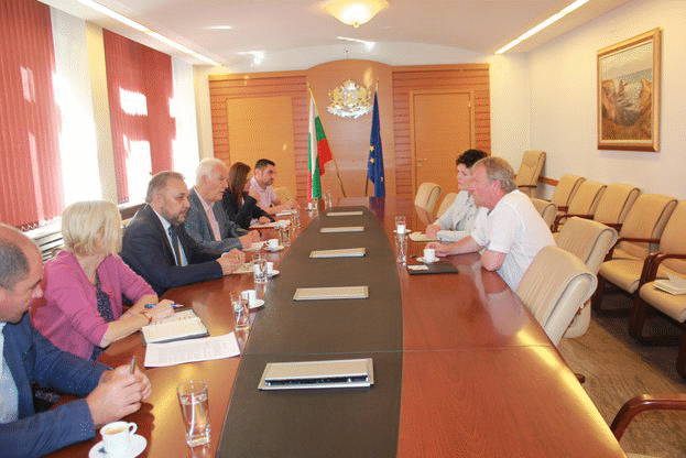 Зам.-министър Димитров се срещна с председателя на Европейския млечен борд Ервин Шьопгес