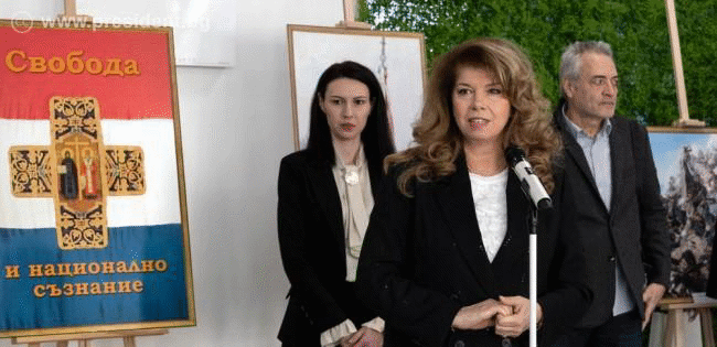 Президентът към ученици: През очите на младите намираме правилните решения в бързо променящия се свят