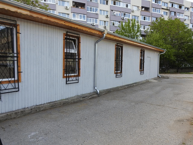 Министър Кралев продължава инспекцията на спортни обекти