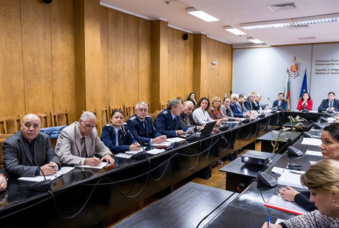 Министър Бъчварова: Без широка обществена подкрепа, МВР не може да постигне желаните резултати в предприетите мерки за намаляване на пътно-транспортния травматизъм