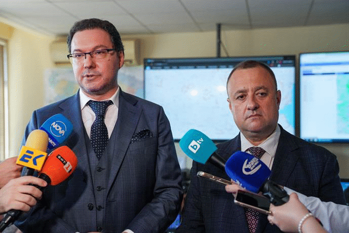 Министър Даниел Митов: Мерките за безопасност за движението по пътищата дават резултат