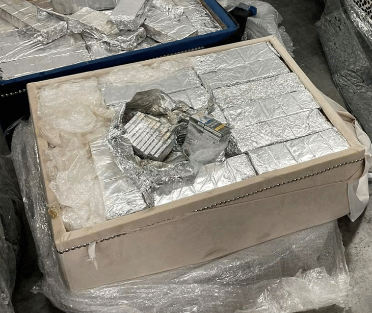 Голямо количество контрабандни цигари, укрити в мебели, откриха митническите служители на МП Капитан Андреево