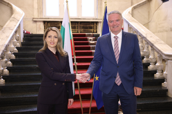 Страната ни продължава активната работа по изпълнението на препоръките на ОИСР и има амбицията да приключи присъединителния процес в рамките на 2026 г., заяви Рая Назарян