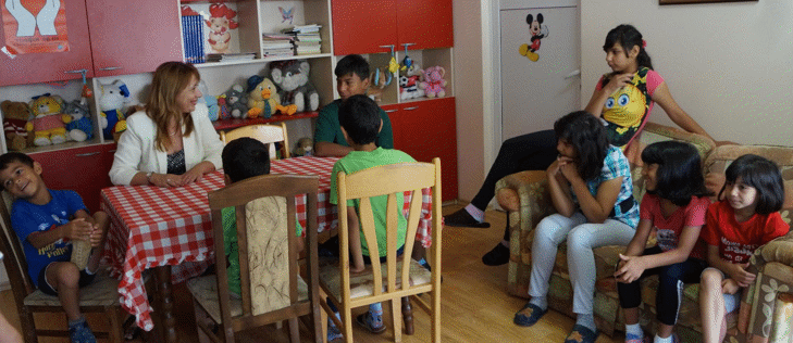 Д-р Лилова и д-р Муита гостуваха на децата от Центъра за настаняване от семеен тип в гр. Разлог