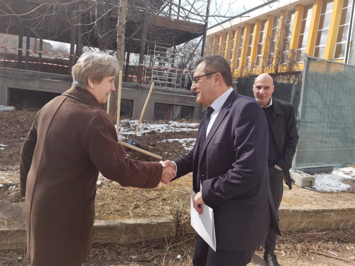 Нов Лабораторен Комплекс Ще Привлича Млади Учени