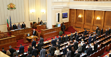 Парламентът почете с минута мълчание паметта на председателя на 38-ото Народно събрание Йордан Соколов