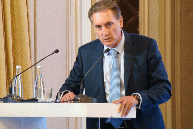Днес министър д-р Петър Москов изнесе презентация пред КРИБ