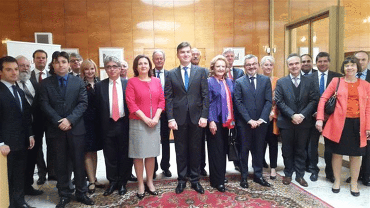 Министър Бъчварова проведе работна среща с посланиците на държавите-членки на ЕС и Швейцария в България