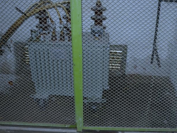 Бобовдолските полицаи разкриха група, специализирана в кражби на трансформаторно масло