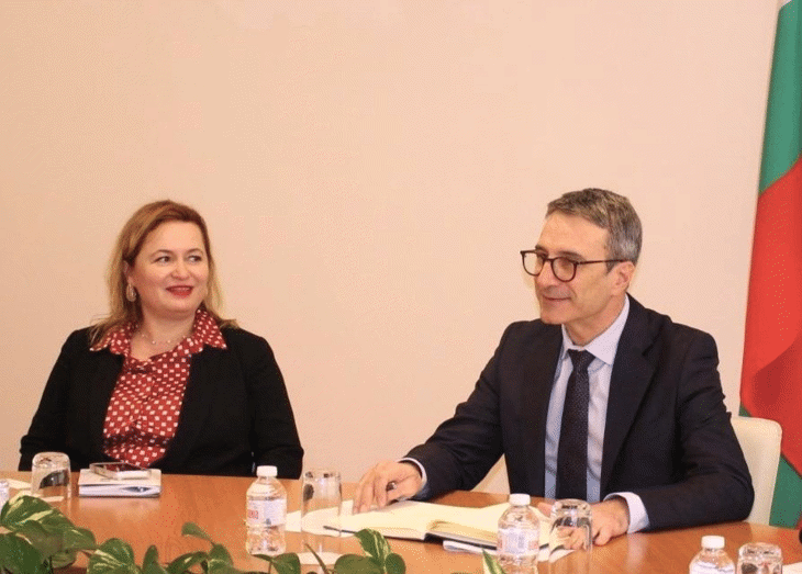 България предаде на Европейската комисия Националния план за диверсификация на доставките на природен газ
