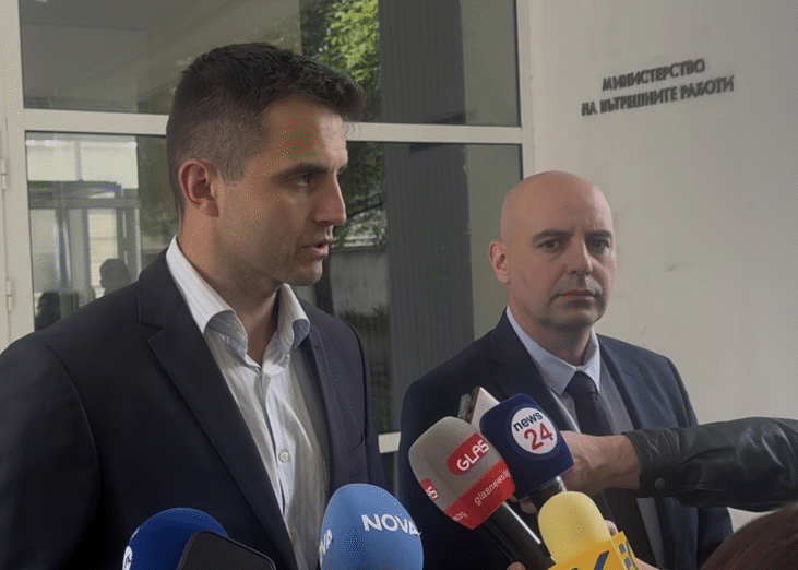 Столични криминалисти разкриха кражба на 100 000 евро от офис на автокъща в гр. Банкя