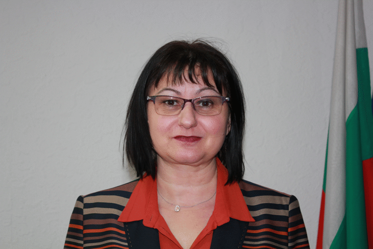 Зам.-Министър Мария Гайдарова: Има Средства За Транспортните Разходи На Пътуващите Учители