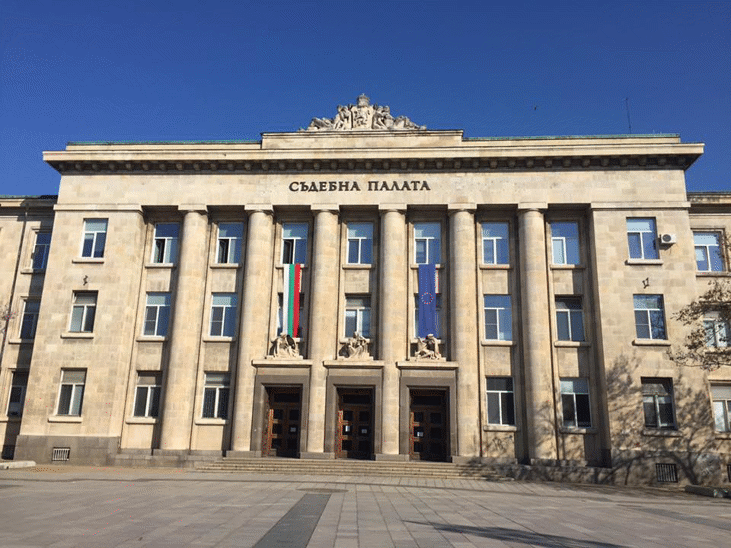Районна прокуратура-Русе привлече като обвиняем и задържа за срок до 72 часа 50-годишен мъж, нарушил заповед за незабавна защита