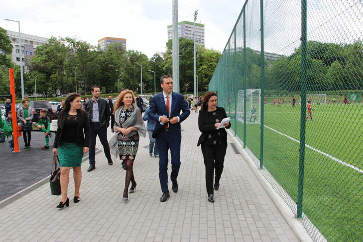 Заместник-министър Деница Николова и кметът на Бургас Димитър Николов откриха модерен мултифункционален комплекс