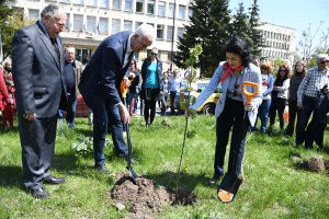 150 дървета за Деня на Земята и 150-годишнината на БАН