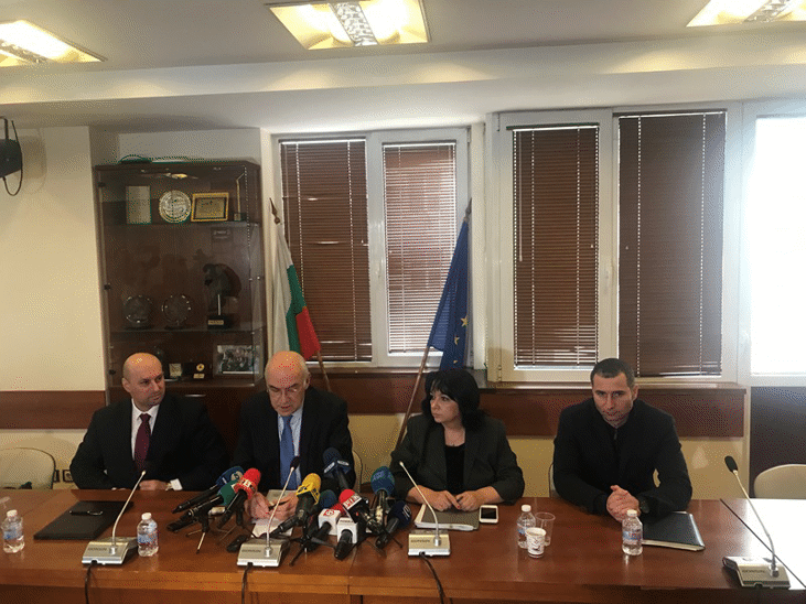 Ще се търсят възможности държавните енергийни дружества да осигурят допълнителни количества електроенергия за борсовия пазар "ден напред"