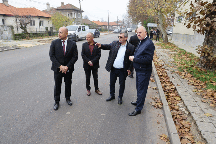 Премиерът Желязков: Българското правителство убеди американската администрация, че войната в Украйна няма да се финансира от „Лукойл“ в България