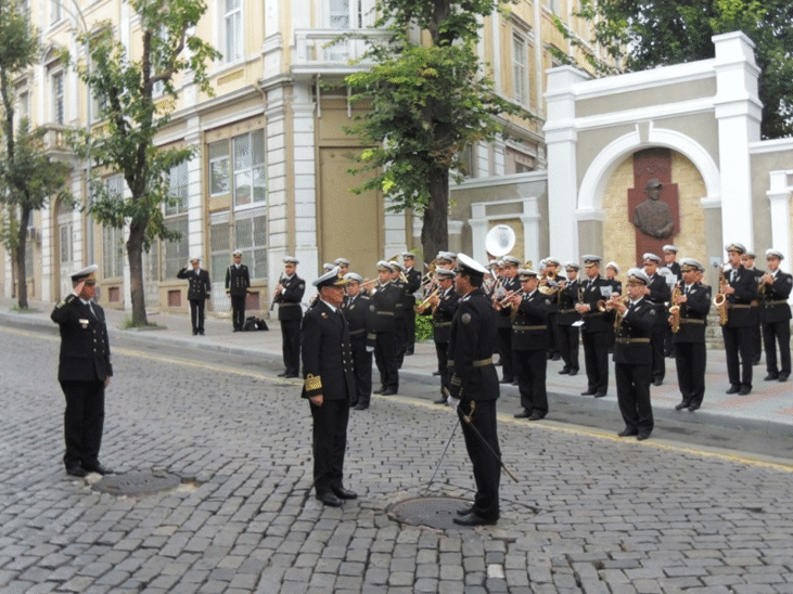 Началникът на Главния щаб на ВМС на Гърция вицеадмирал Георгиос Якумакис е на посещение в нашата страна