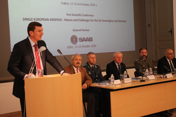 Заместник-министърът на отбраната Орхан Исмаилов откри научната конференция, посветена на единното европейско въздушно пространство