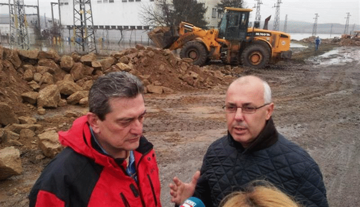 Министър Веселин Вучков: Създадена е необходимата организация за бързото отстраняване на последствията от наводнението в гр. Гълъбово