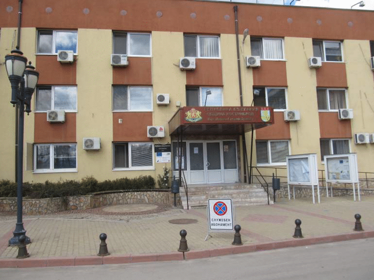 Районна прокуратура -Костинброд задържа мъж за насилие над лекар