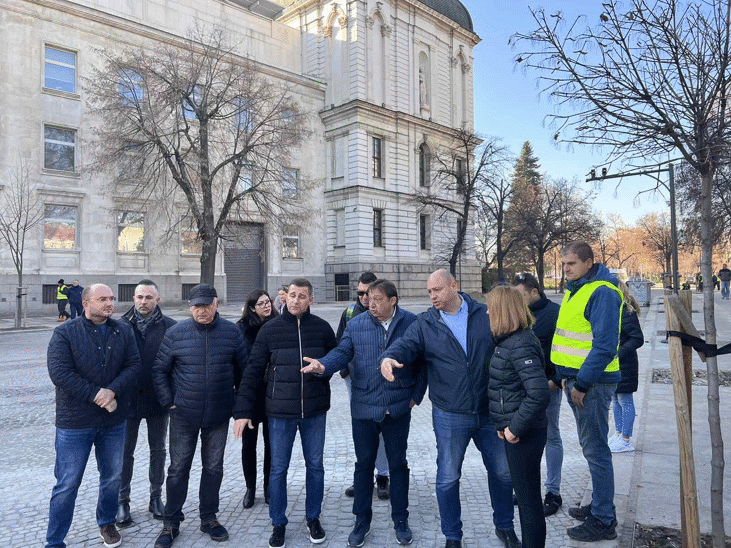 Фандъкова: Повече експерименти на жълтите павета няма да допусна. В момента новата технология се изпитва на тестови участък