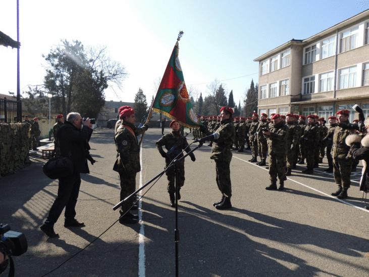 Новоназначени военнослужещи в Сухопътните войски днес положиха военна клетва