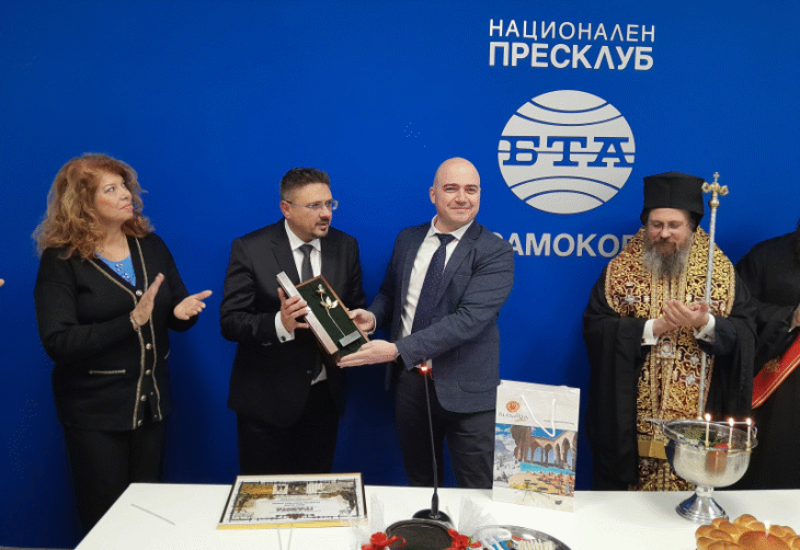 Министър Димитров участва в откриването на Национален пресклуб на БТА в Самоков