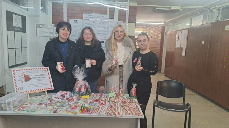 Деца и младежи, ползващи социални услуги, организираха благотворителен базар на мартеници и сувенири в прокуратурата в гр. Пловдив