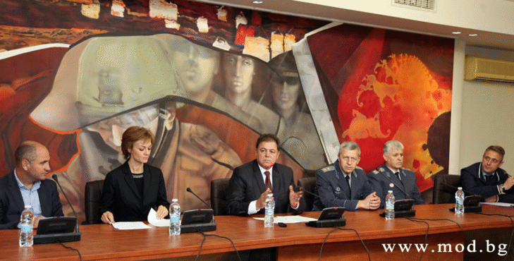 Министърът на отбраната Николай Ненчев: Преминаваме към пряко договаряне на доставката на двигатели за МиГ-29