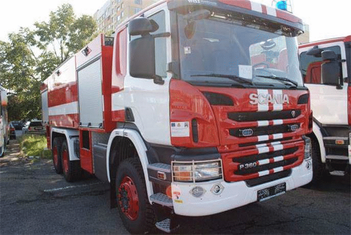 Шест противопожарни екипа са ангажирани в погасяването на пожар в района на Красновски минерални бани