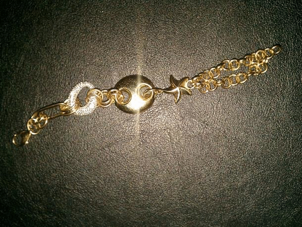 Разбита е престъпна група, специализирала се във взломни кражби и касови обири