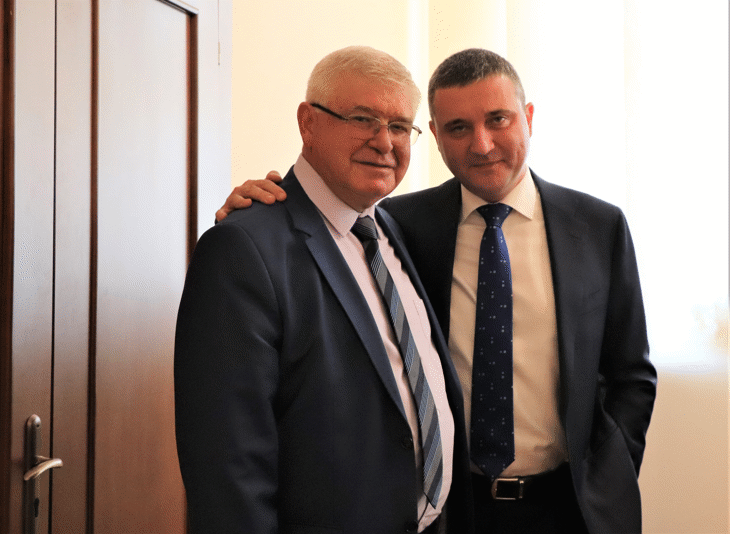 Кирил Ананиев Отново Пое Поста Министър На Финансите